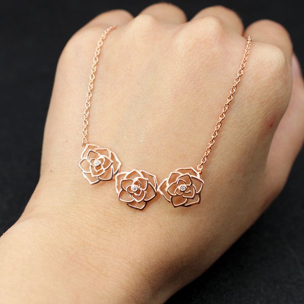 925 sterling silver crystal camellia flower pendant romantic rhinestone rose gold flower choker necklace wedding party jewelry
925 sterling silver crystal camellia flower pendant romantic rhinestone rose gold flower choker necklace wedding party jewelry