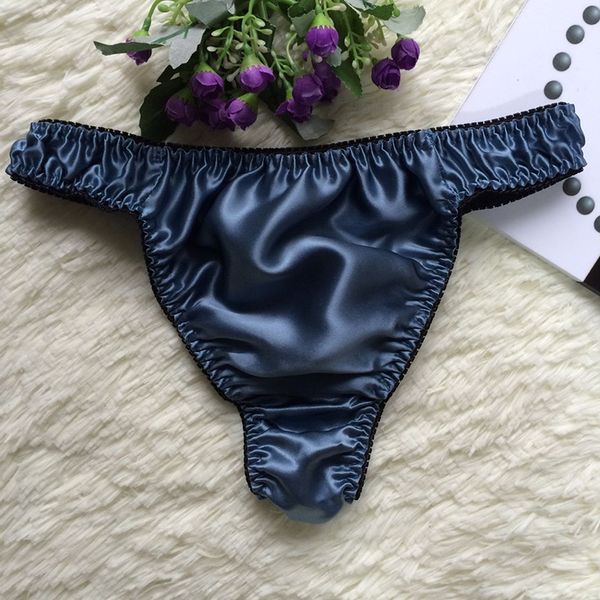 men silk breathable smooth soft briefs thong t-back bulge pouch bikini underpants underwear, Black;white
men silk breathable smooth soft briefs thong t-back bulge pouch bikini underpants underwear, Black;white