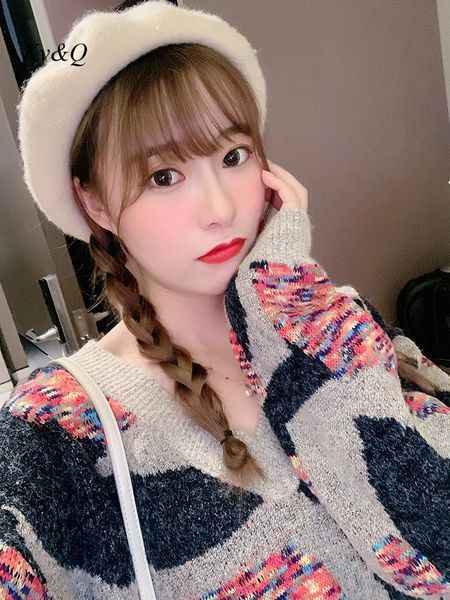2019 new women winter v-neck camouflage color jacquard embroidery lantern sleeve sweet pullover female knit warm sweater, White;black
2019 new women winter v-neck camouflage color jacquard embroidery lantern sleeve sweet pullover female knit warm sweater, White;black