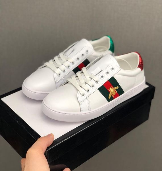 2020 luxury shoes triple black white sneakers for man woman designer flats skate casual shoes dress shoes size 35-44
2020 luxury shoes triple black white sneakers for man woman designer flats skate casual shoes dress shoes size 35-44