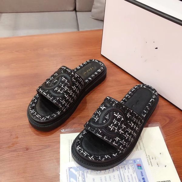 2021 fashion luxury designer sliders womens summer sandals beach slippers ladies flip flops loafers black white slides chaussures shoes, Blue;gray
2021 fashion luxury designer sliders womens summer sandals beach slippers ladies flip flops loafers black white slides chaussures shoes, Blue;gray