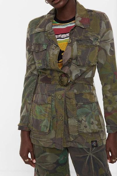spain new espagnol unique européen et américain style décontracté veste, Tan;black
spain new espagnol unique européen et américain style décontracté veste, Tan;black
