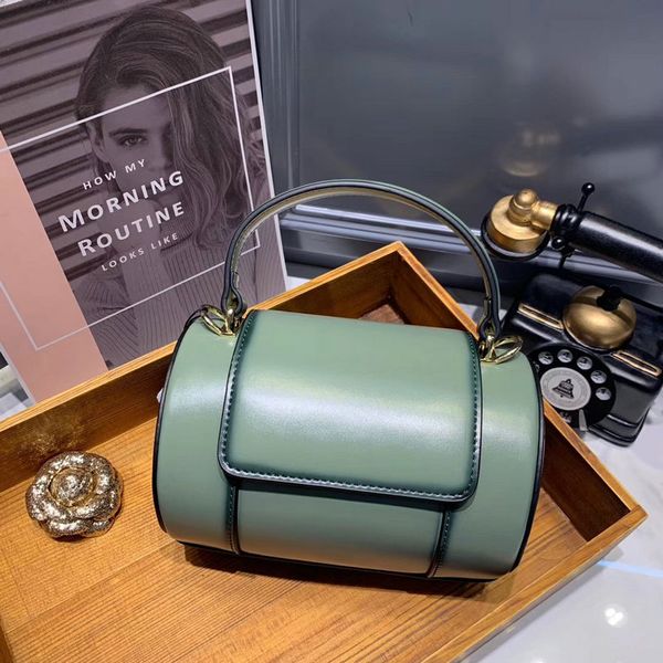 vintage ladies small bag one shoulder bag fashion slanted hand-held women's
vintage ladies small bag one shoulder bag fashion slanted hand-held women's