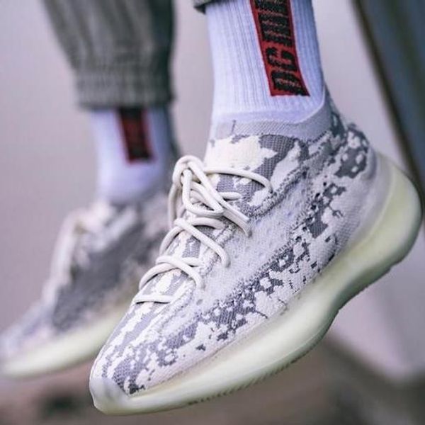 380 v3 alien 2019 new runner discount casual sports running shoes training sneakers raf simons shoes men female sneaker grils designer, White;red
380 v3 alien 2019 new runner discount casual sports running shoes training sneakers raf simons shoes men female sneaker grils designer, White;red