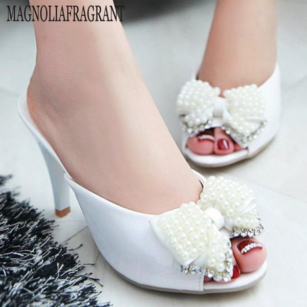 2020 summer shoes women new fine with fashion wild pearl bows wearing high-heeled sandals and slippers women flip flop hy618, Black
2020 summer shoes women new fine with fashion wild pearl bows wearing high-heeled sandals and slippers women flip flop hy618, Black