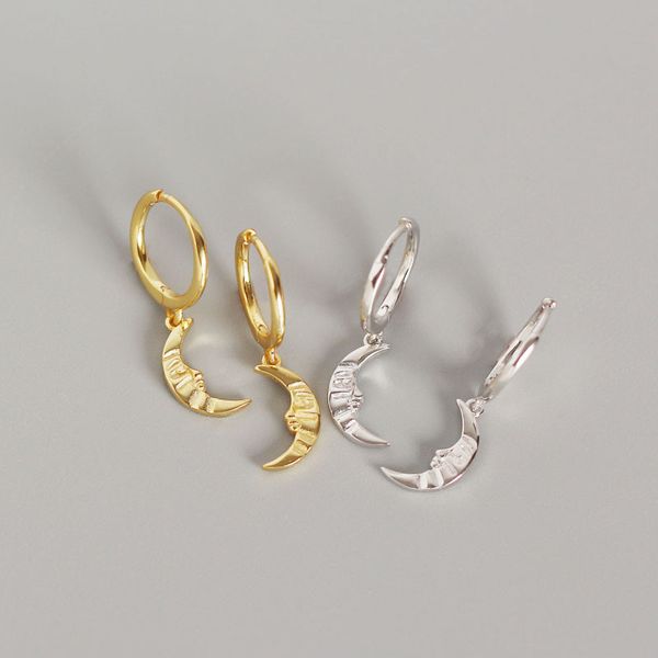 1pair funny authentic 925 sterling silver golds /white crescent moon hoop huggie earrings fine jewelry tle627, Golden;silver
1pair funny authentic 925 sterling silver golds /white crescent moon hoop huggie earrings fine jewelry tle627, Golden;silver