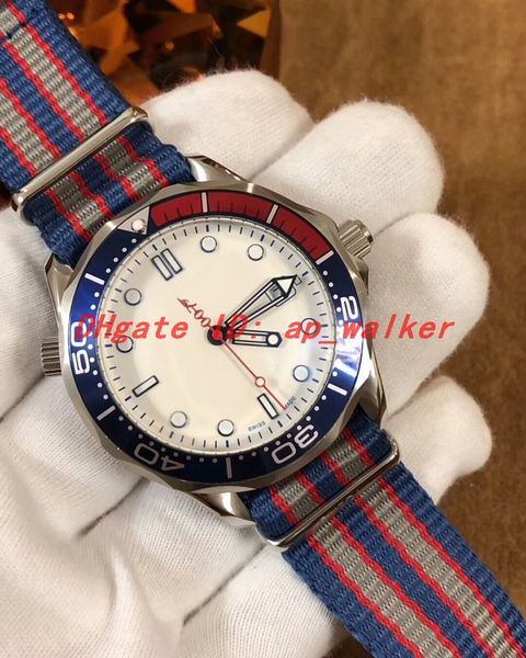 new casual men's watch 212.32.41.20.04.001 automatic movement mechanical transparent bottom cover 007 steel case rotating bezel nylon s, Slivery;brown
new casual men's watch 212.32.41.20.04.001 automatic movement mechanical transparent bottom cover 007 steel case rotating bezel nylon s, Slivery;brown