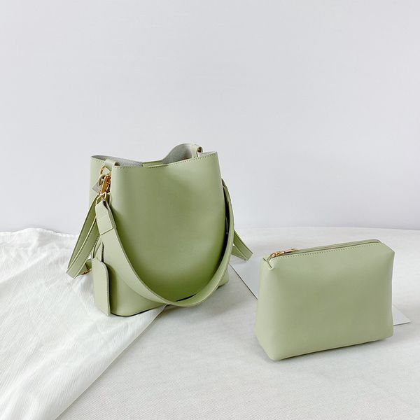 new original design fashion bucket bag & elegant 2in1 handbag shoulder bag messenger width 23cm height 24cm thickness 13cm
new original design fashion bucket bag & elegant 2in1 handbag shoulder bag messenger width 23cm height 24cm thickness 13cm