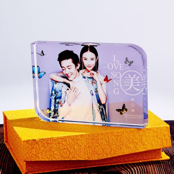 crystal image gift p customized couple birthday gift s-shaped round corner crystal white body wholesale
crystal image gift p customized couple birthday gift s-shaped round corner crystal white body wholesale