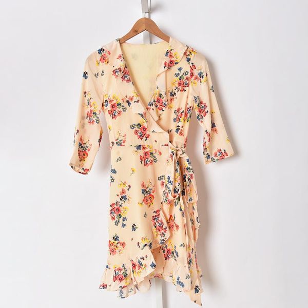casual dresses vintage women floral mini dress lace-up ruffled three quarter sleeve deep v 100% silk spring summer female short, Black;gray
casual dresses vintage women floral mini dress lace-up ruffled three quarter sleeve deep v 100% silk spring summer female short, Black;gray