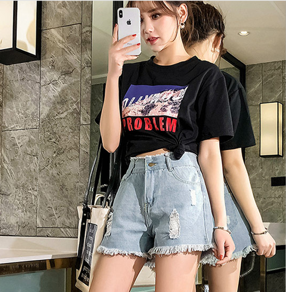 casual streetwear tassel hole jeans shorts women fashion 2020 summer high waist shorts femme denim plus size fw890, White;black
casual streetwear tassel hole jeans shorts women fashion 2020 summer high waist shorts femme denim plus size fw890, White;black