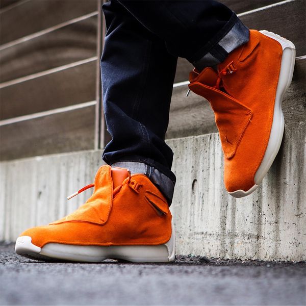 sale 18 18s black sport royal men basketball shoes toro blue yellow orange suede cool grey varsity red sport trainer sneaker 8-13 
sale 18 18s black sport royal men basketball shoes toro blue yellow orange suede cool grey varsity red sport trainer sneaker 8-13