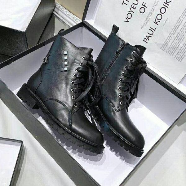 взѬв 2019 моделеѬ пинеки новй маѬин апоги гоѬий Ѭеалнй кожанй маеѬиал Black
взѬв 2019 моделеѬ пинеки новй маѬин апоги гоѬий Ѭеалнй кожанй маеѬиал Black