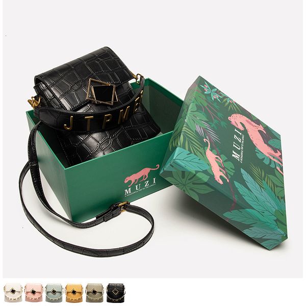 black wide strap luxury handbag women brand designer stone pattern pu leather vintage portable crossbody bucket bags
black wide strap luxury handbag women brand designer stone pattern pu leather vintage portable crossbody bucket bags
