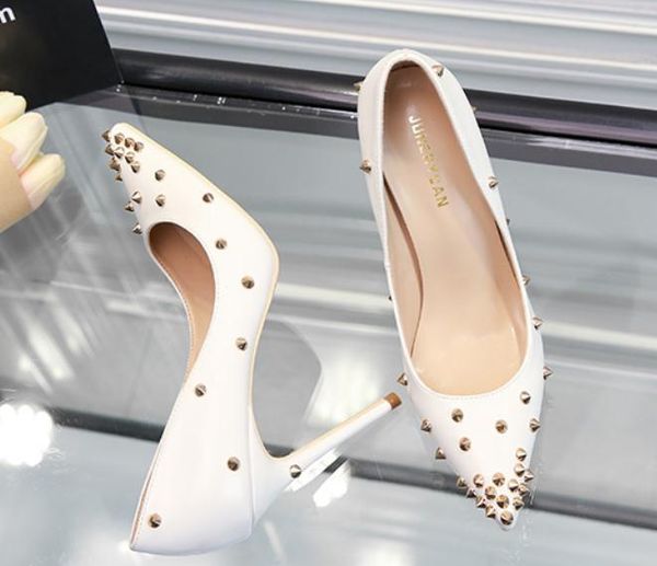 2019 women's shoes in spring and autumn with new style high heel fine heel pointed end sequined cloth rivet shoes heel 8cm ,10cm@211, Black
2019 women's shoes in spring and autumn with new style high heel fine heel pointed end sequined cloth rivet shoes heel 8cm ,10cm@211, Black