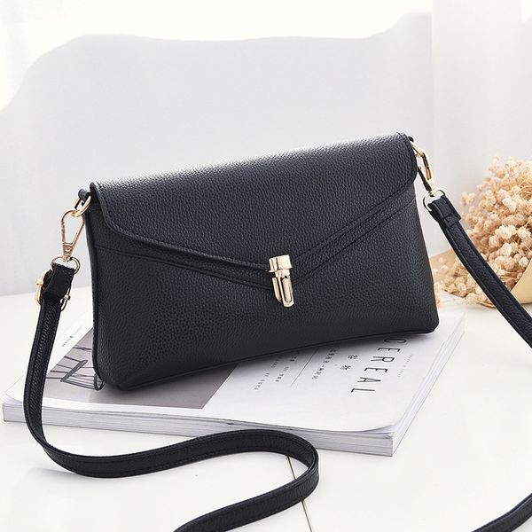 ladies shoulder bag new women's bag korean fashion middle-aged women's lock messenger
ladies shoulder bag new women's bag korean fashion middle-aged women's lock messenger