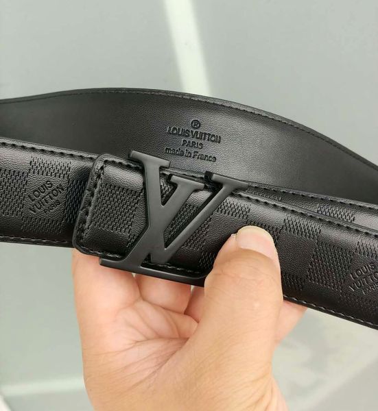Luxury de igner belt men fa hion alloy mooth buckle belt women de ign belt men brand wai tband no box fa t hip
Luxury de igner belt men fa hion alloy mooth buckle belt women de ign belt men brand wai tband no box fa t hip