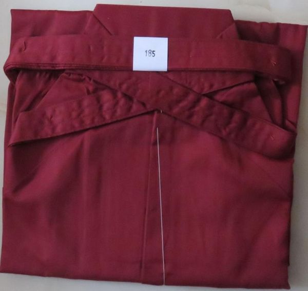 4colors kendo hakama martial arts hapkido pants uniforms red/black/blue/white, Black;red
4colors kendo hakama martial arts hapkido pants uniforms red/black/blue/white, Black;red