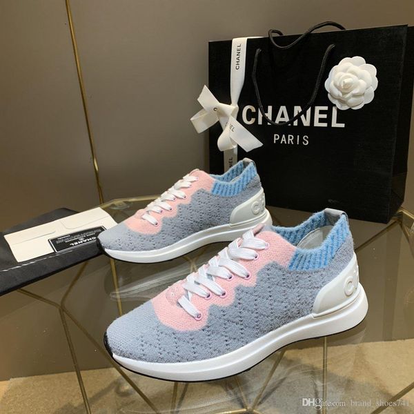brand luxury ladies casual shoes, fashion color-blocking sweater knitted sneakers, size 35-41 with original box,ss 
brand luxury ladies casual shoes, fashion color-blocking sweater knitted sneakers, size 35-41 with original box,ss