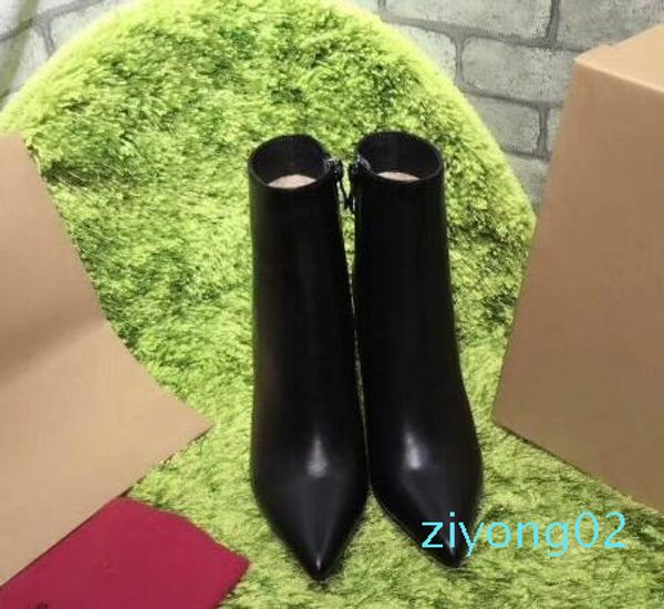 2019 luxury black red leather with spikes pointed toes women ankle fashion designer ladies red bottom high heels shoes pumps z02
2019 luxury black red leather with spikes pointed toes women ankle fashion designer ladies red bottom high heels shoes pumps z02