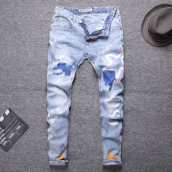 2020 printing blue color streetwear biker jeans fashion men jeans slim fit spliced designer ripped men straight
2020 printing blue color streetwear biker jeans fashion men jeans slim fit spliced designer ripped men straight