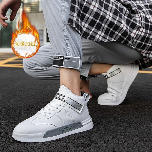 men sneakers winter new high-keep warm with fur plush male shoes outdoor wear resistant non-slip running shoes
men sneakers winter new high-keep warm with fur plush male shoes outdoor wear resistant non-slip running shoes