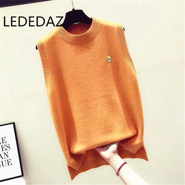 lovely ladies sweater wool vest 2019 korean fashion knitted woman sleeveless vest spring autumn winter oversized casual top, Black;white
lovely ladies sweater wool vest 2019 korean fashion knitted woman sleeveless vest spring autumn winter oversized casual top, Black;white