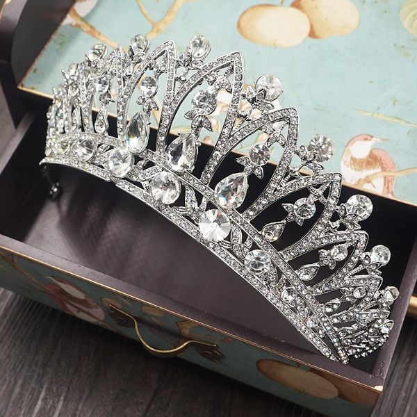 vintage baroque rhinestone bridal tiaras crown fashion shiny silver crystal crowns for bride headbands wedding hair accessories, Golden;white
vintage baroque rhinestone bridal tiaras crown fashion shiny silver crystal crowns for bride headbands wedding hair accessories, Golden;white