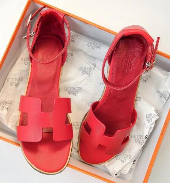 Новые женские сандалии Модные женские тапочки Летние пляжные туфли тапочки флип
Новые женские сандалии Модные женские тапочки Летние пляжные туфли тапочки флип