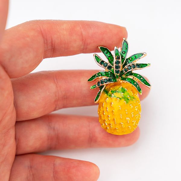 novelty fruit series brooches enamel pineapple pin with crystal green leaves for women men girl summer design dress scarf hats, Gray
novelty fruit series brooches enamel pineapple pin with crystal green leaves for women men girl summer design dress scarf hats, Gray
