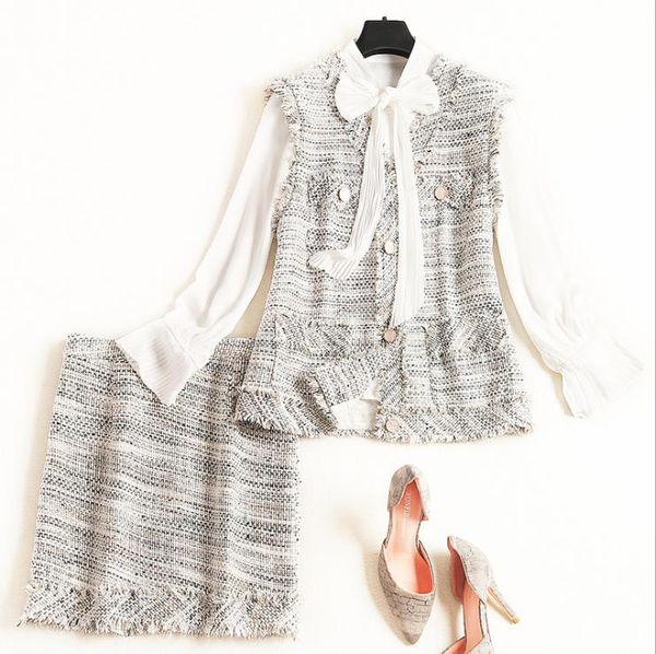 autumn 2019 new european and american women's wear bow collar shirt tweed waistcoat tweed skirt fashion suits, White
autumn 2019 new european and american women's wear bow collar shirt tweed waistcoat tweed skirt fashion suits, White