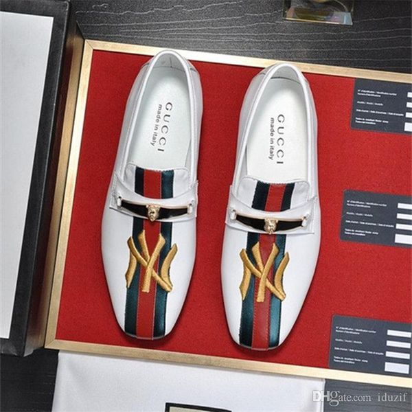 18ss new cowhide balck bottoms business shoes luxury party wedding shoes genuine leather spikes lace-up designs shoes
18ss new cowhide balck bottoms business shoes luxury party wedding shoes genuine leather spikes lace-up designs shoes