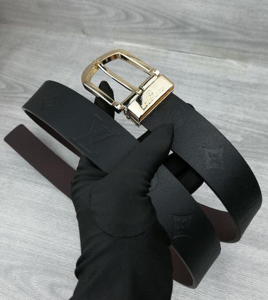 new designer belts of men women fashion genuine leather men and luxury women belt good quality with smooth buckle belts, Black;brown
new designer belts of men women fashion genuine leather men and luxury women belt good quality with smooth buckle belts, Black;brown