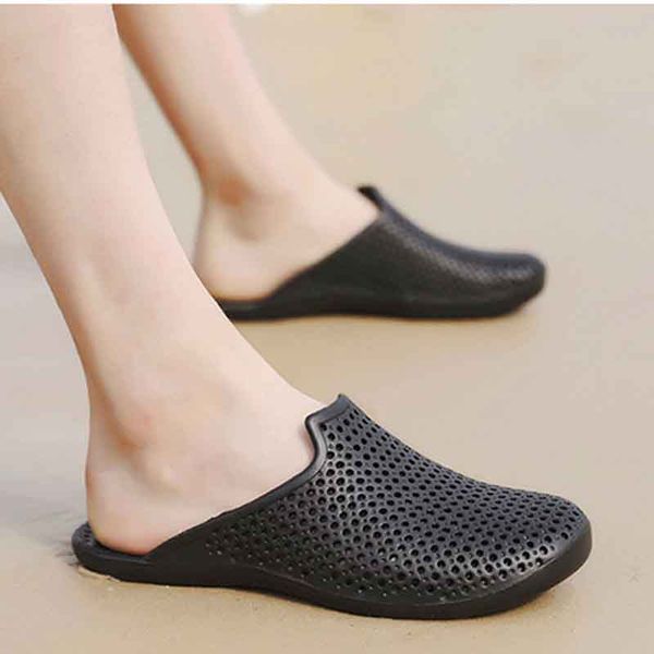 summer outdoor men slippers lightweight beach flip flops for men hollow breathable men's slippers casual non-slip male shoes, Black
summer outdoor men slippers lightweight beach flip flops for men hollow breathable men's slippers casual non-slip male shoes, Black