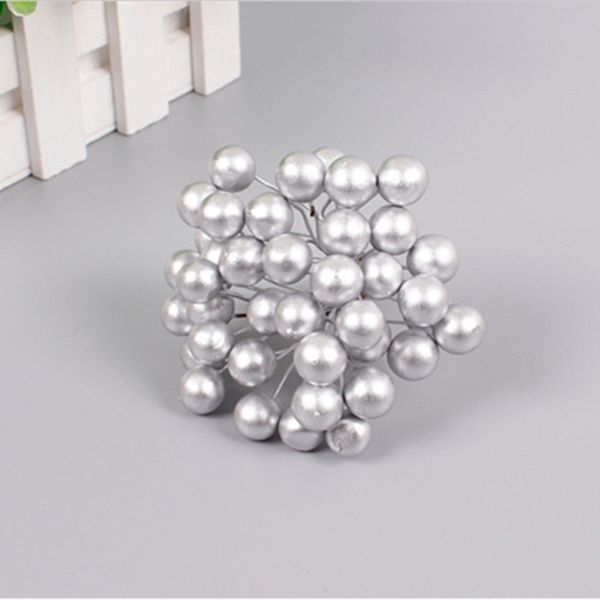 50pcs/bag artificial berries simulation bouquet holly berry diy home garden plant wedding decorations christmas supplies
50pcs/bag artificial berries simulation bouquet holly berry diy home garden plant wedding decorations christmas supplies
