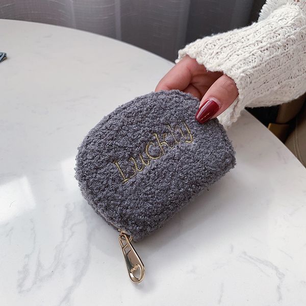 ins online celebrity small wallet new style small women's wallet cute plush simple short one-piece coin bag, Black
ins online celebrity small wallet new style small women's wallet cute plush simple short one-piece coin bag, Black