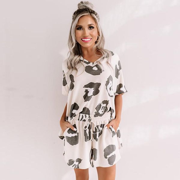 ins pajamas women summer 2020 new style v-neck pullover short sleeve cartoon cute home service womens two-piece set sale, Black;red
ins pajamas women summer 2020 new style v-neck pullover short sleeve cartoon cute home service womens two-piece set sale, Black;red