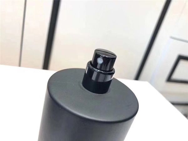 brand men perfume 100ml eau de parfum natural spray oriental notes 100ml leather fragrance deodorant long lasting fast delivery
brand men perfume 100ml eau de parfum natural spray oriental notes 100ml leather fragrance deodorant long lasting fast delivery