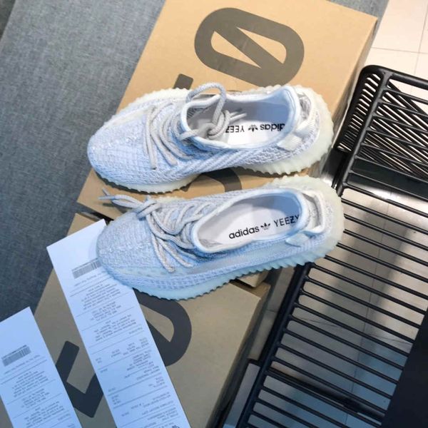 dhl2020 coconut shoes men's and women's luxury sports shoes starry couple angel basketball shoes
dhl2020 coconut shoes men's and women's luxury sports shoes starry couple angel basketball shoes