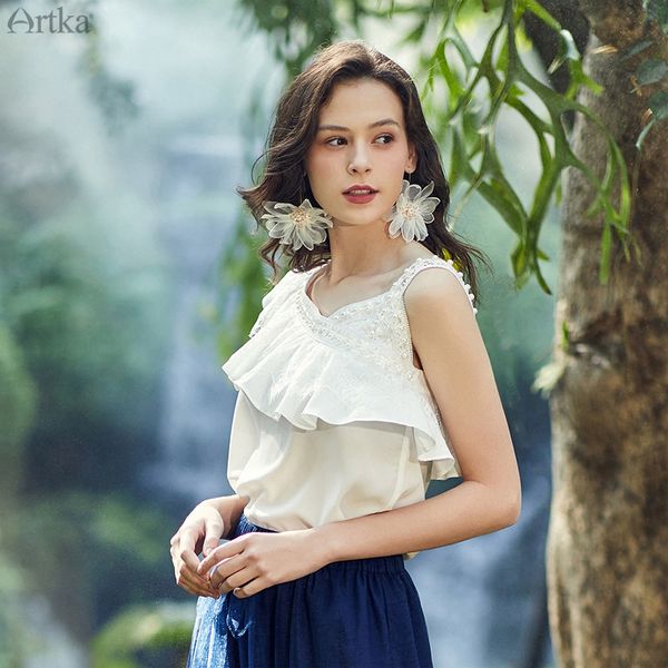 women's blouses & shirts artka 2021 spring summer women blouse elegant ruffle lace skew collar tank shirt fashion bead design ba25004x, White
women's blouses & shirts artka 2021 spring summer women blouse elegant ruffle lace skew collar tank shirt fashion bead design ba25004x, White