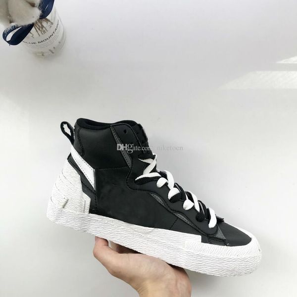 2019 sacai x blazer mid high white black legend blue with the dunk snow beach running casual shoes ing
2019 sacai x blazer mid high white black legend blue with the dunk snow beach running casual shoes ing