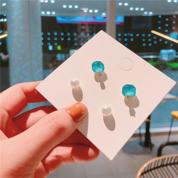 korea style girl earrings silver pin geometric imitation pearl rhinestone stud earrings for women fashion jewlry accessories, Golden;silver
korea style girl earrings silver pin geometric imitation pearl rhinestone stud earrings for women fashion jewlry accessories, Golden;silver