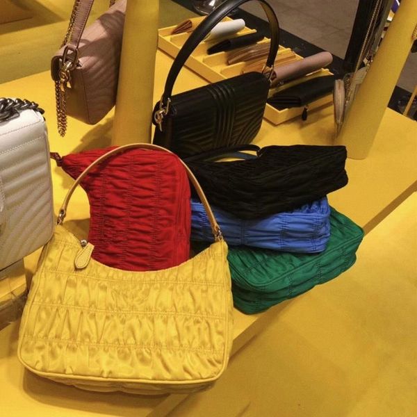 2020 fold cloud totes bags for women underarm bag pu leather womens handbags evening clutch purses lady nylon handbags new #50
2020 fold cloud totes bags for women underarm bag pu leather womens handbags evening clutch purses lady nylon handbags new #50