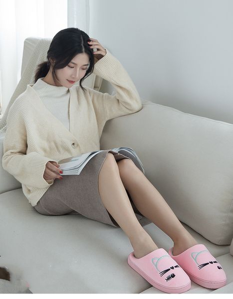cartoon cotton slippers female winter indoor thermal non-slip moon warmer home furnisher male couple plush cotton slippers, Black 
cartoon cotton slippers female winter indoor thermal non-slip moon warmer home furnisher male couple plush cotton slippers, Black