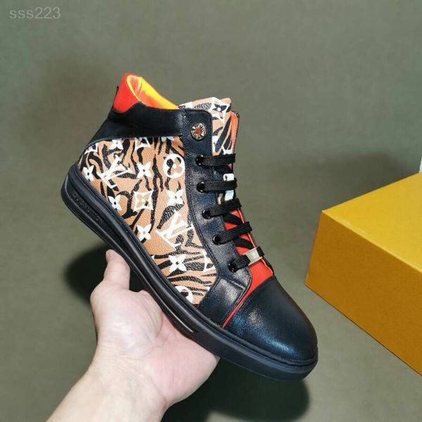 2020 leather fashion high-shoes men winter plus velvet warm cotton shoes breathable mens trainer fashion custom sneakers runners, Black
2020 leather fashion high-shoes men winter plus velvet warm cotton shoes breathable mens trainer fashion custom sneakers runners, Black