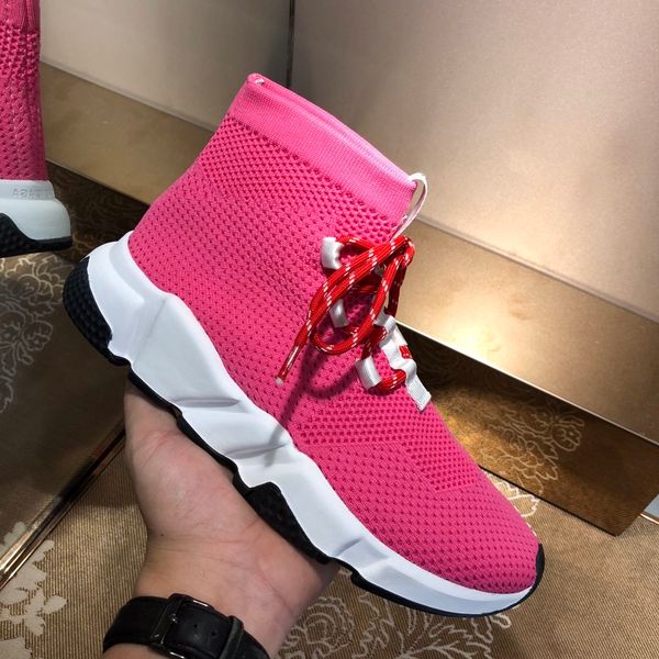 2020 new zv4 high-quality women's casual sports shoes socks shoes couple models, fashionable wild flat shoes, box number 38-45
2020 new zv4 high-quality women's casual sports shoes socks shoes couple models, fashionable wild flat shoes, box number 38-45