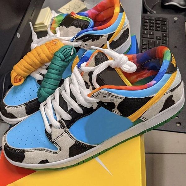 2020 new authentic ben & jerrys x sb dunk low chunky dunky white lagoon pulse-black-universit running shoes with original box cu3244-100, White;red
2020 new authentic ben & jerrys x sb dunk low chunky dunky white lagoon pulse-black-universit running shoes with original box cu3244-100, White;red