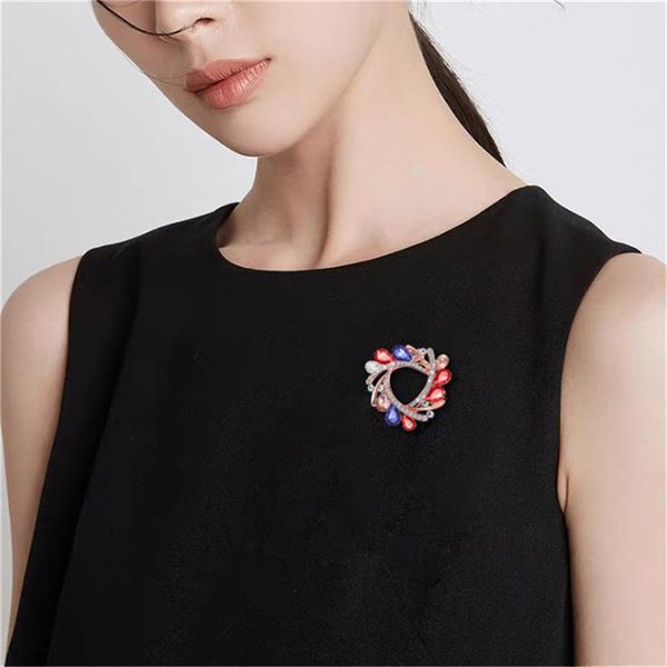 big flower crystal brooch for women fashion brooch pin bouquet rhinestone brooches and pins scarf clip jewelry, Gray
big flower crystal brooch for women fashion brooch pin bouquet rhinestone brooches and pins scarf clip jewelry, Gray
