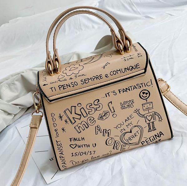 designer handbags purses fashion doodling women bags with mini lady shoulder bag portable one shoulder messenger bag new fashion cow
designer handbags purses fashion doodling women bags with mini lady shoulder bag portable one shoulder messenger bag new fashion cow