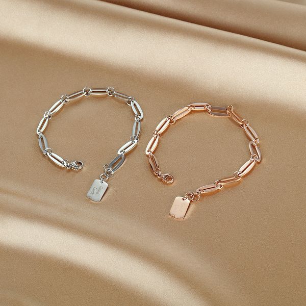 simple titanium steel bracelet female fashion wild square brand luck bracelet bracelet ladies braceletlet 3-1067, Black
simple titanium steel bracelet female fashion wild square brand luck bracelet bracelet ladies braceletlet 3-1067, Black